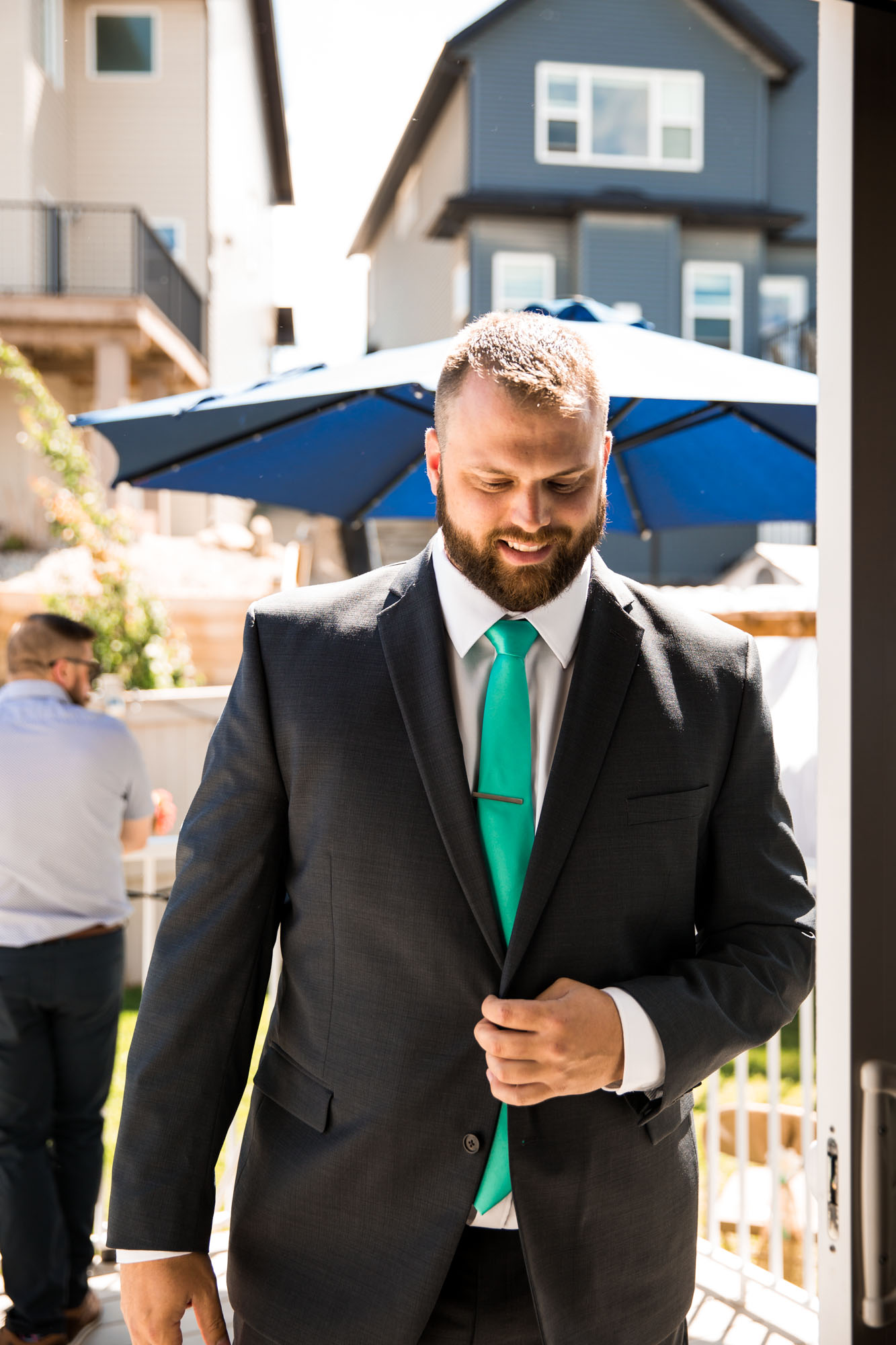 Calgary wedding photographer - wedding photography for an intimate backyard wedding