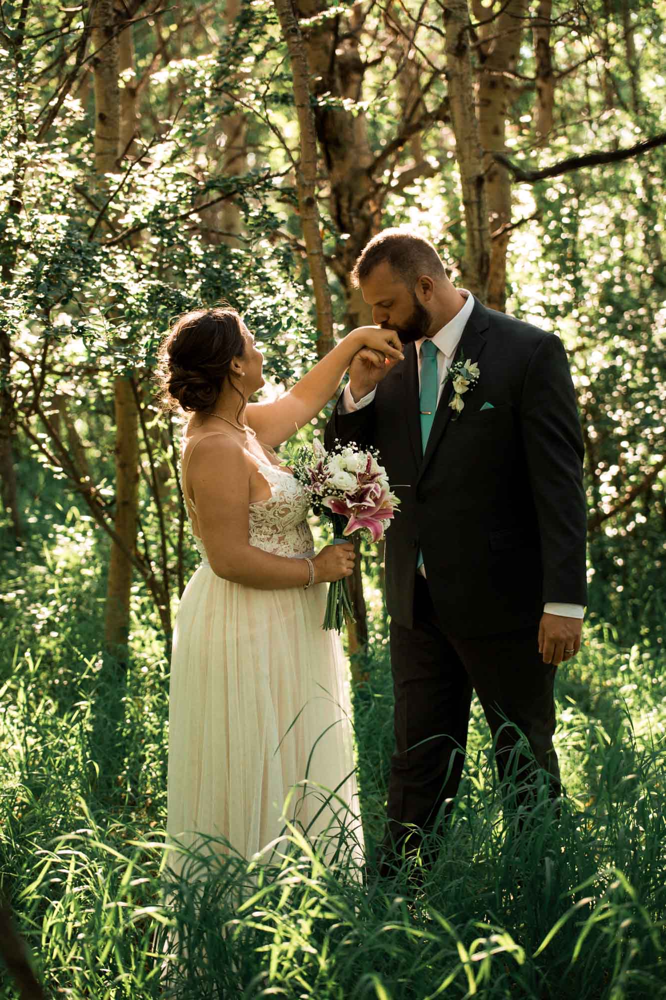 Calgary wedding photographer - Nose Hill Park bridal portraits