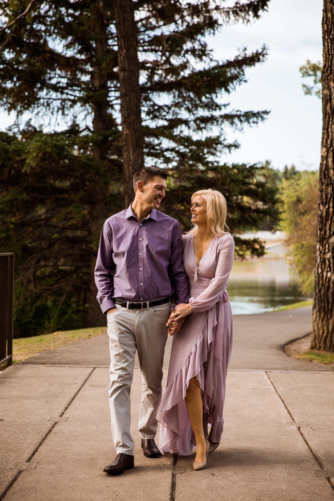 Calgary family photographer - family photography at Bowness Park