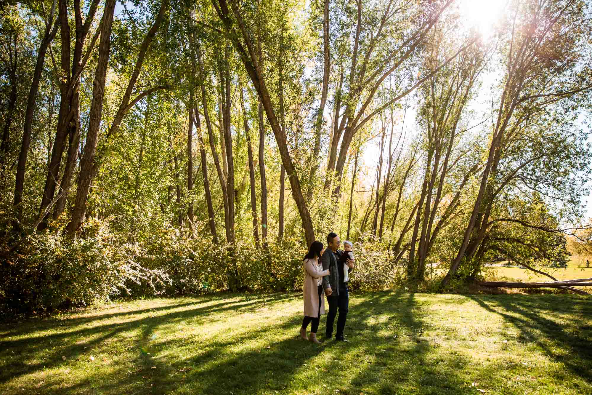 Calgary family photographer - lifestyle family photography