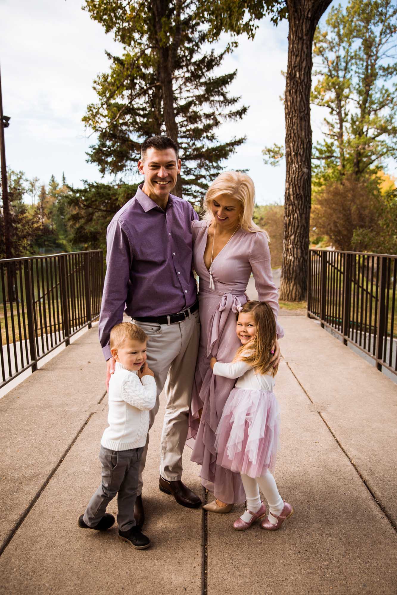 prompts for natural family photos - Calgary family photographer