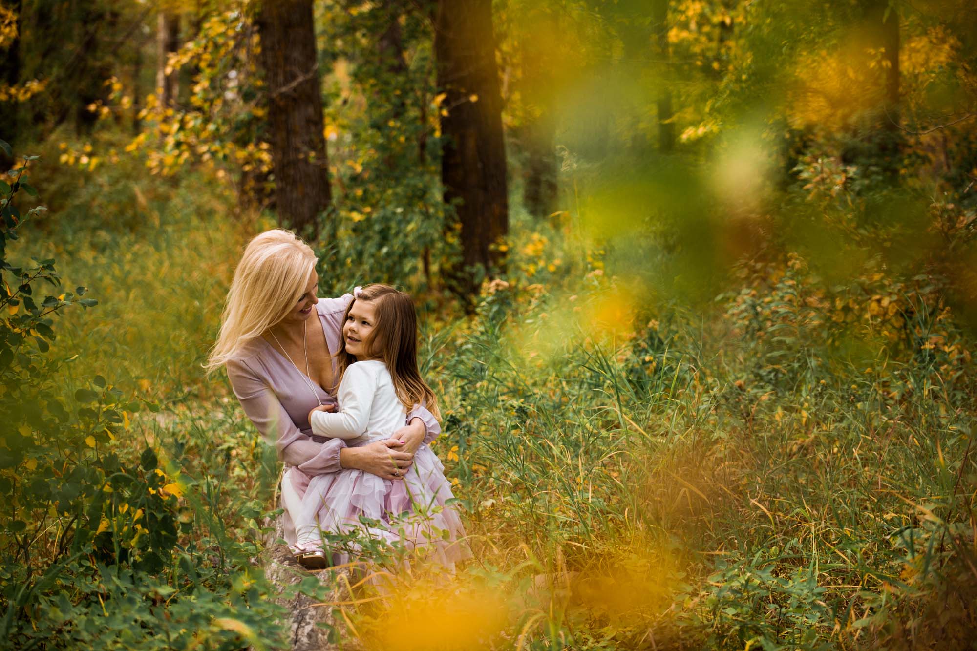 prompts for natural family photos - Calgary family photographer