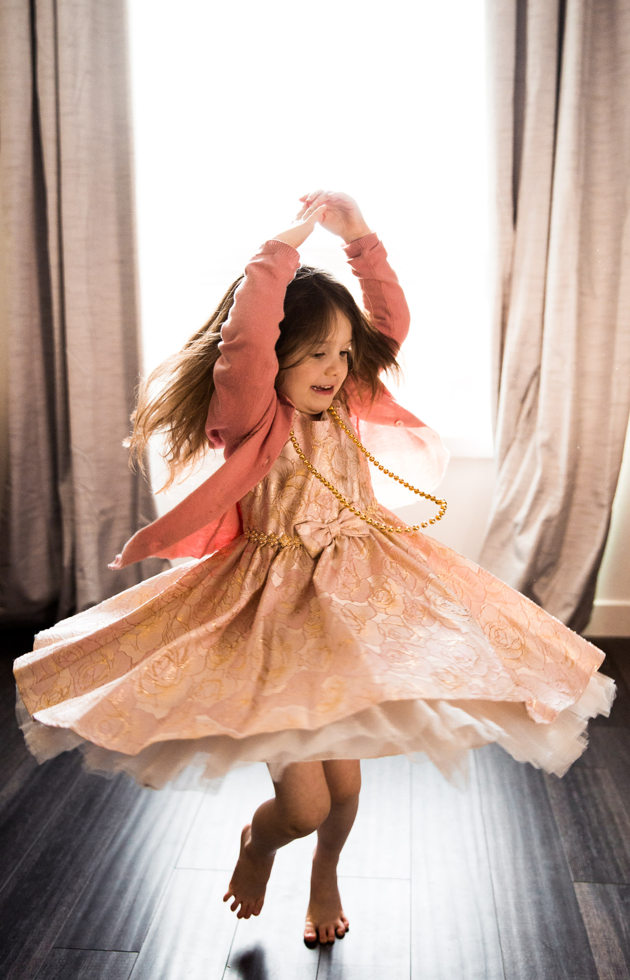 prompts for natural family photos - Calgary family photographer