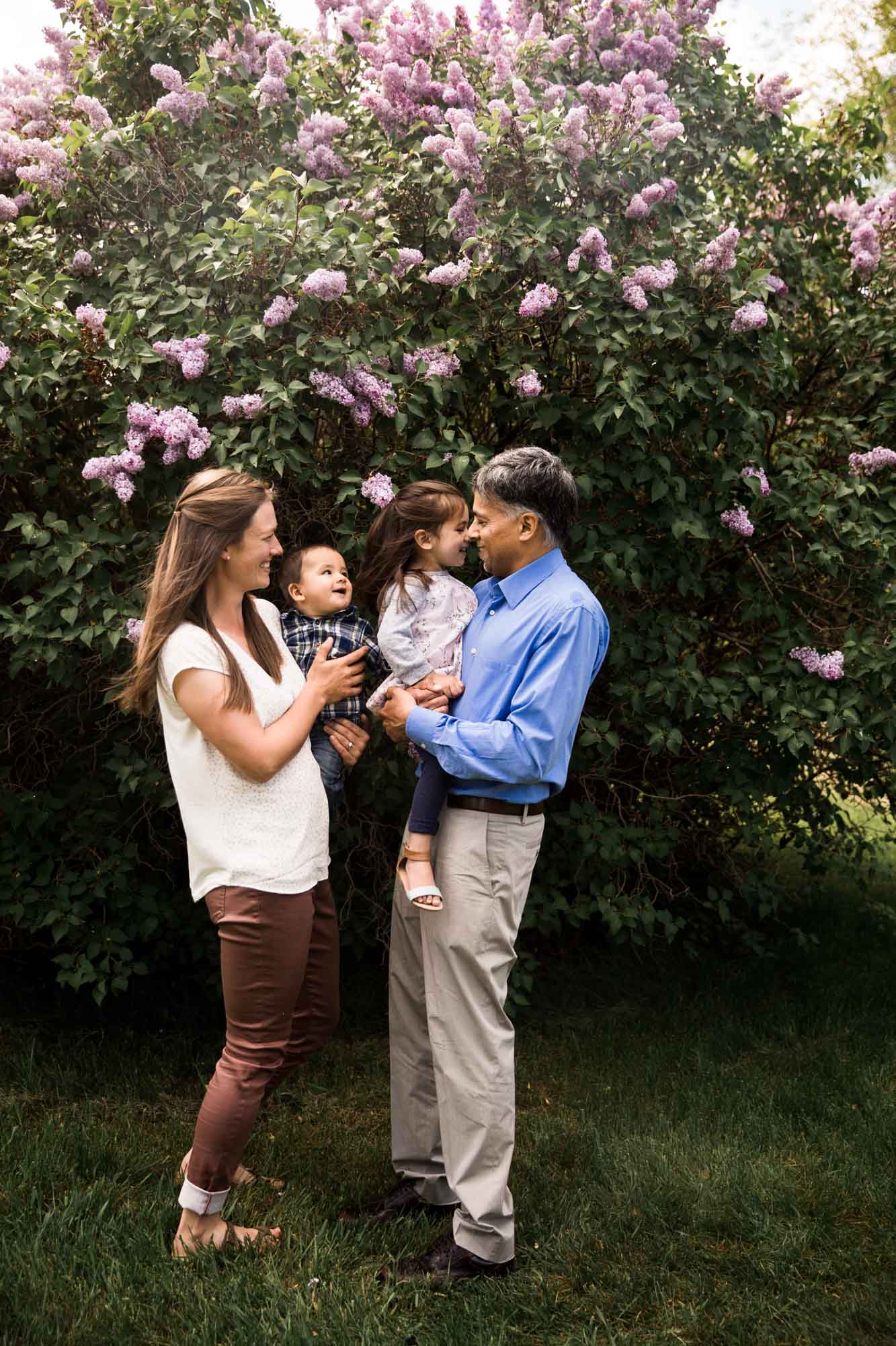Calgary family maternity and newborn photographer, family photo at Baker Park
