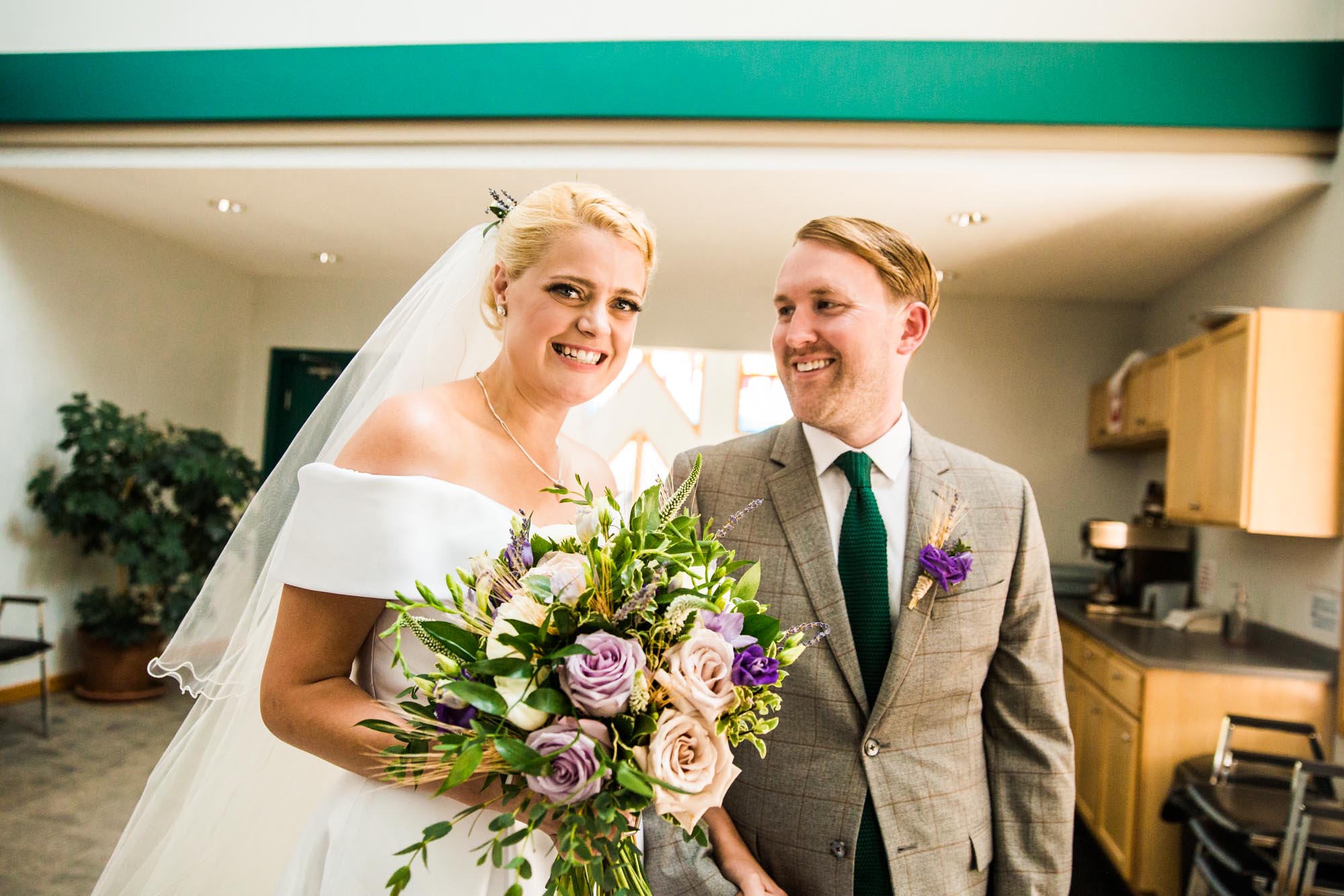 Calgary wedding photographer, photos at the church ceremony