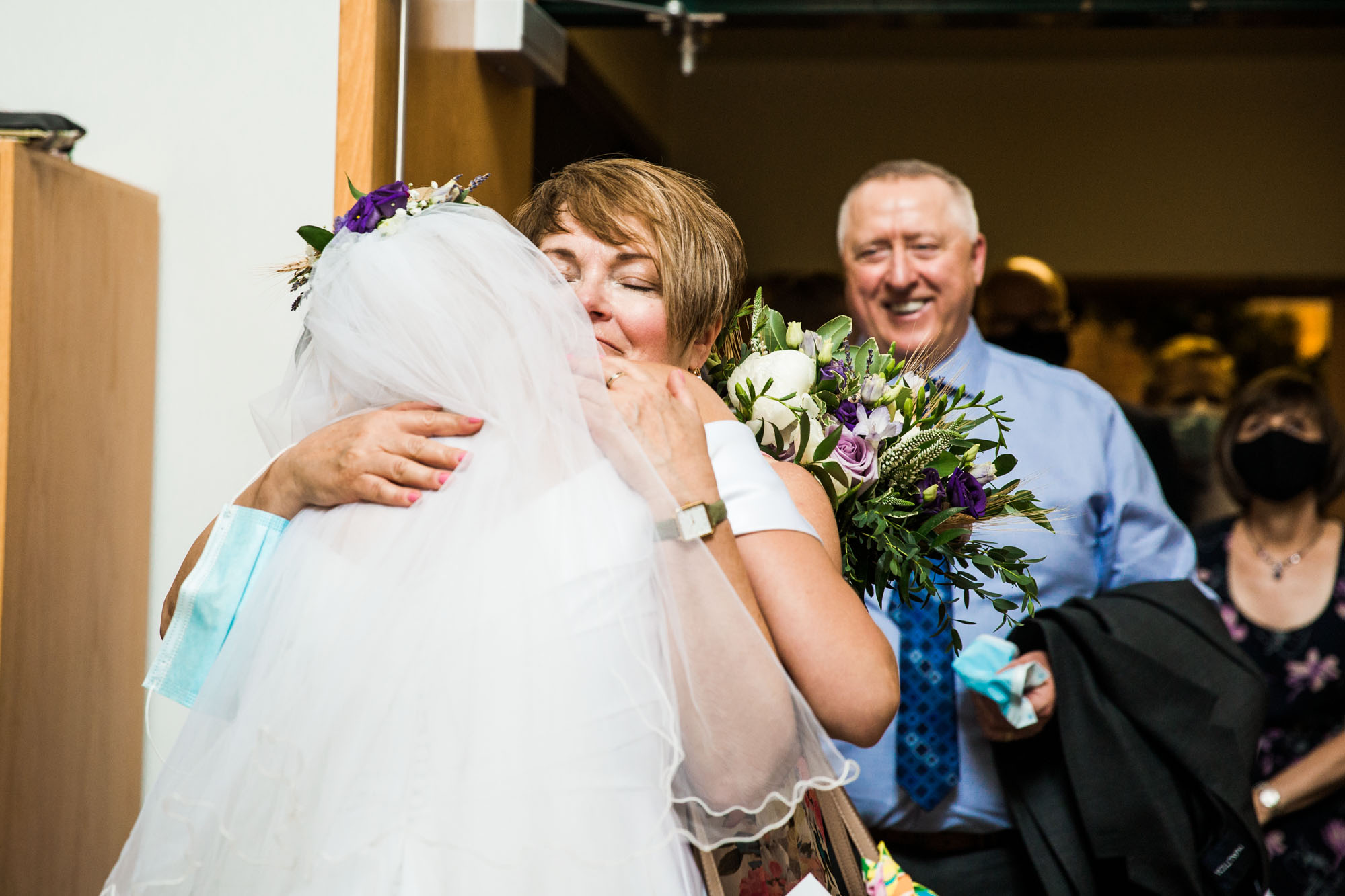 Calgary wedding photographer, photos at the church ceremony