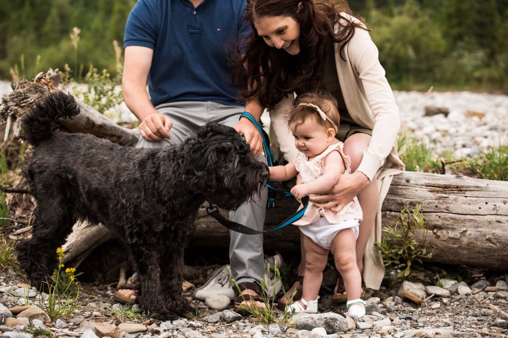 Calgary family photographer, mountain photos, family by the water in the Kananaskis