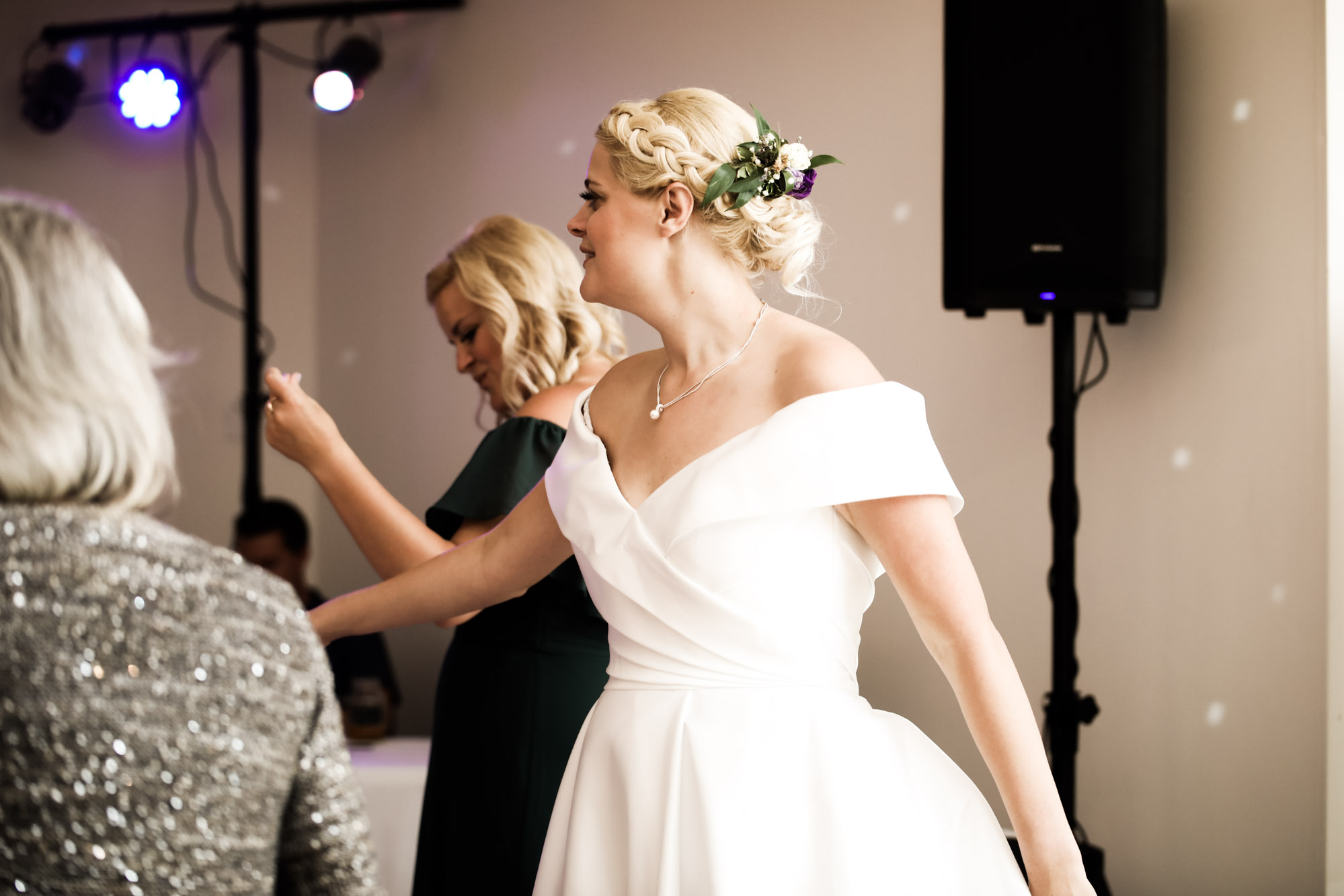 Calgary wedding photographer, the reception