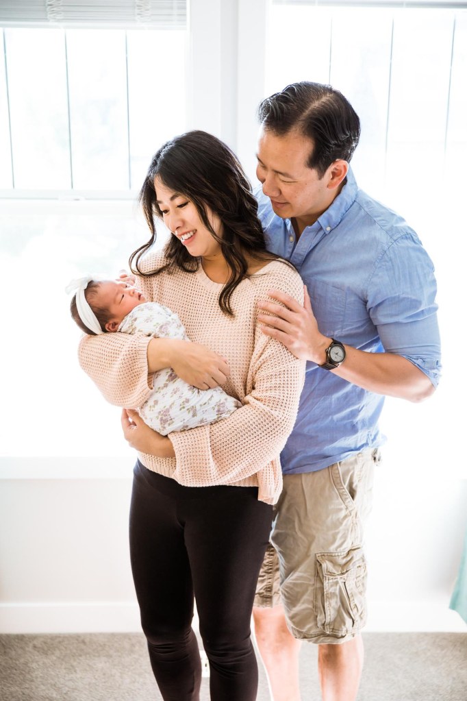 Calgary lifestyle newborn and family photographer, in-home newborn photo