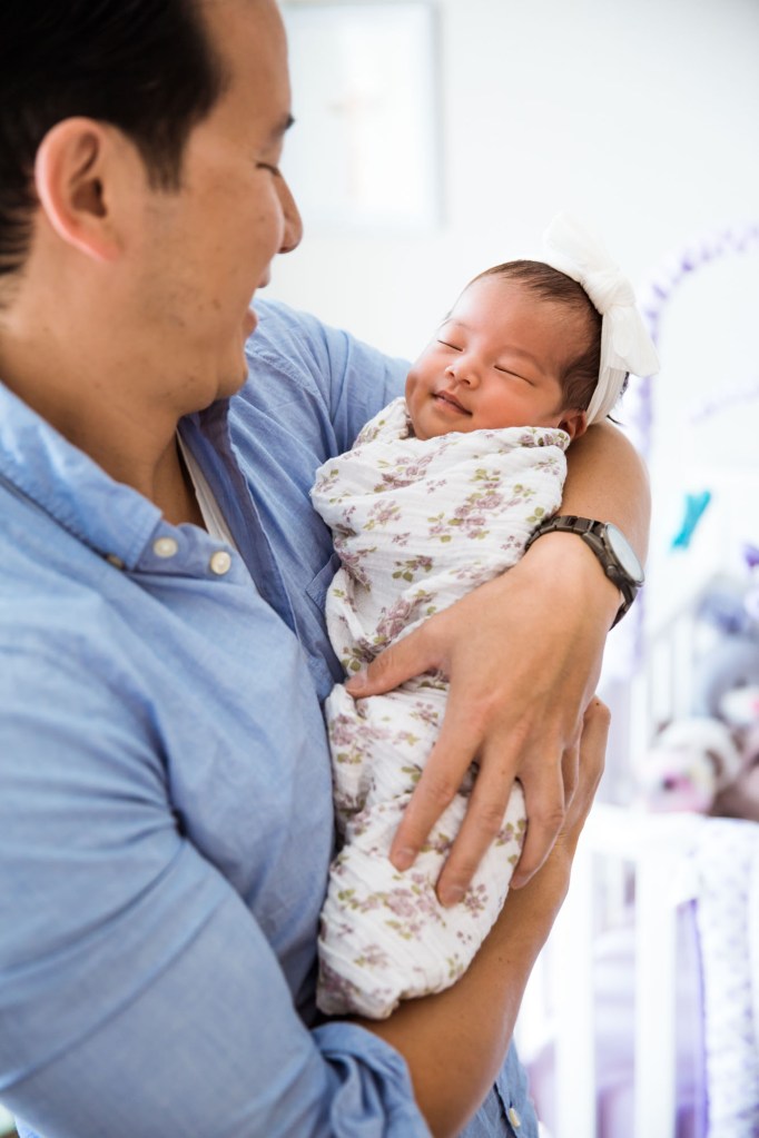 Calgary lifestyle newborn and family photographer, in-home newborn photo