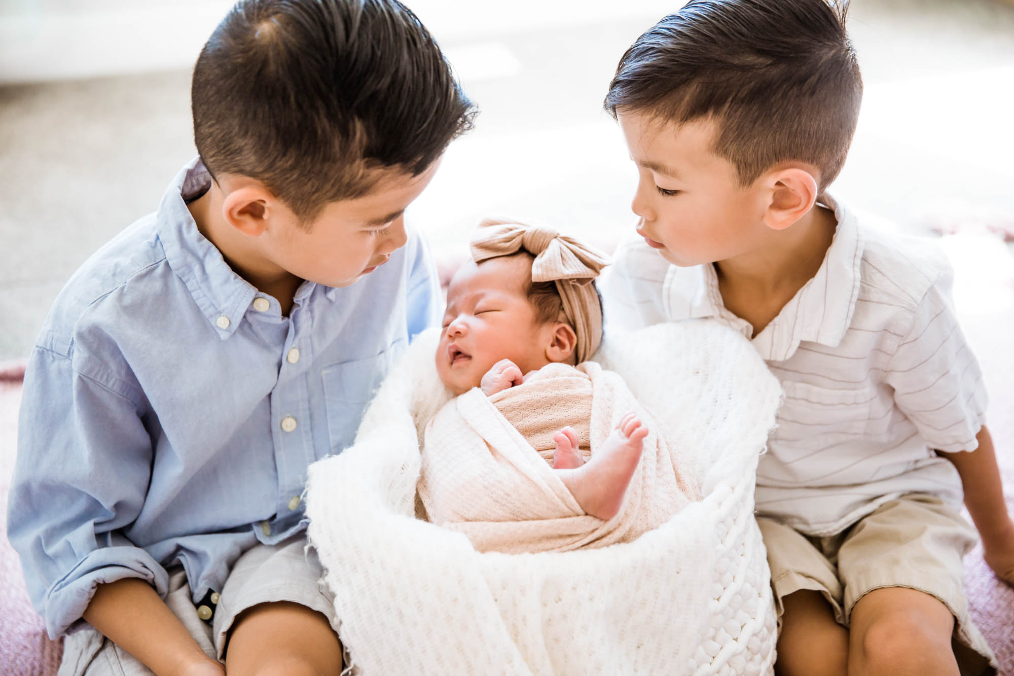 Calgary lifestyle newborn and family photographer, in-home newborn photo