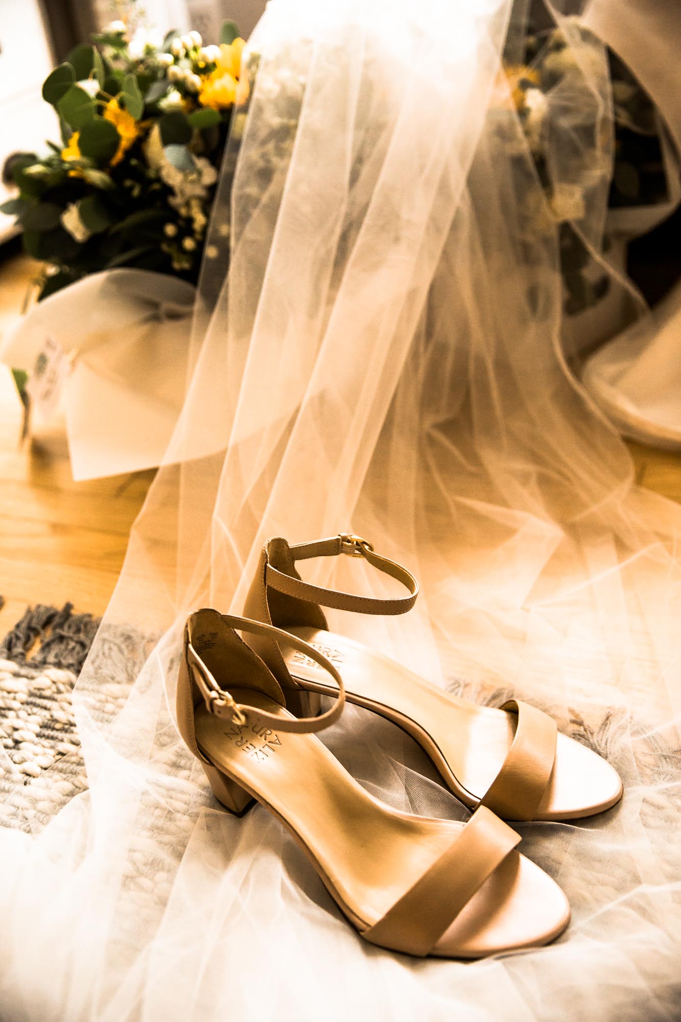 Calgary wedding photographer, bride and groom on their wedding day in Calgary