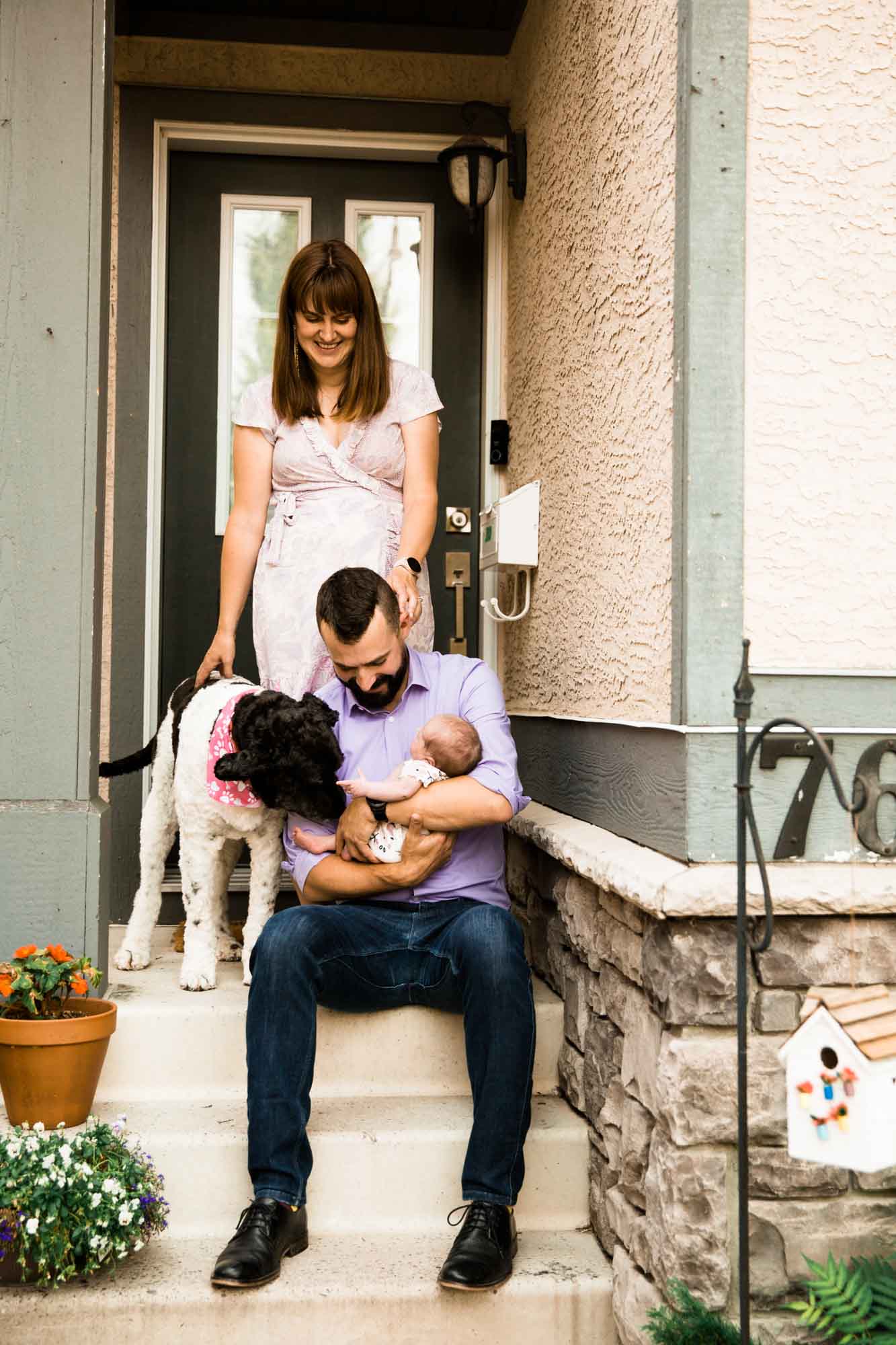 Bringing your dog to your photo session or photoshoot for family, newborn and more