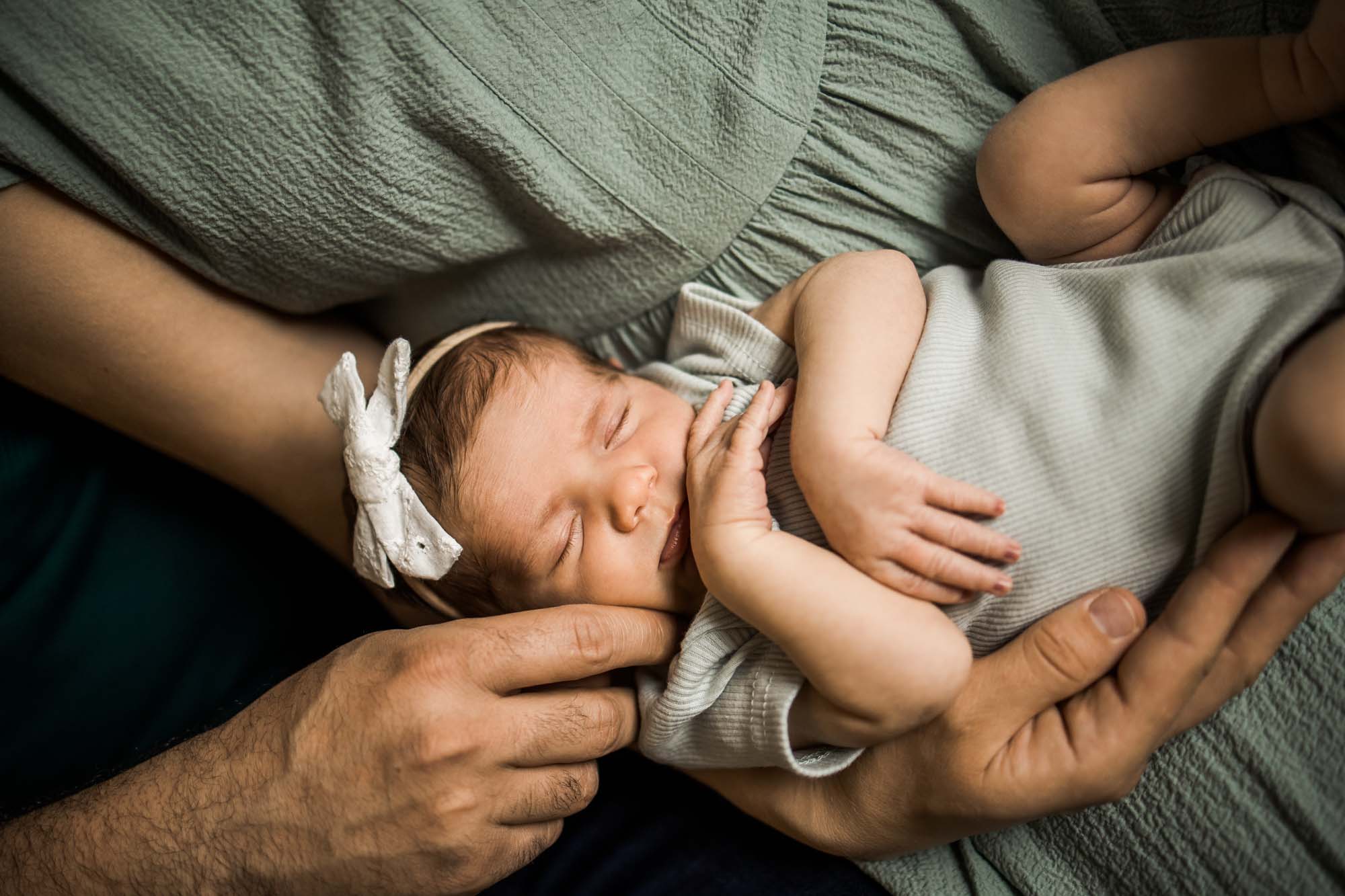 Calgary maternity and newborn photographer, in-home lifestyle baby photos