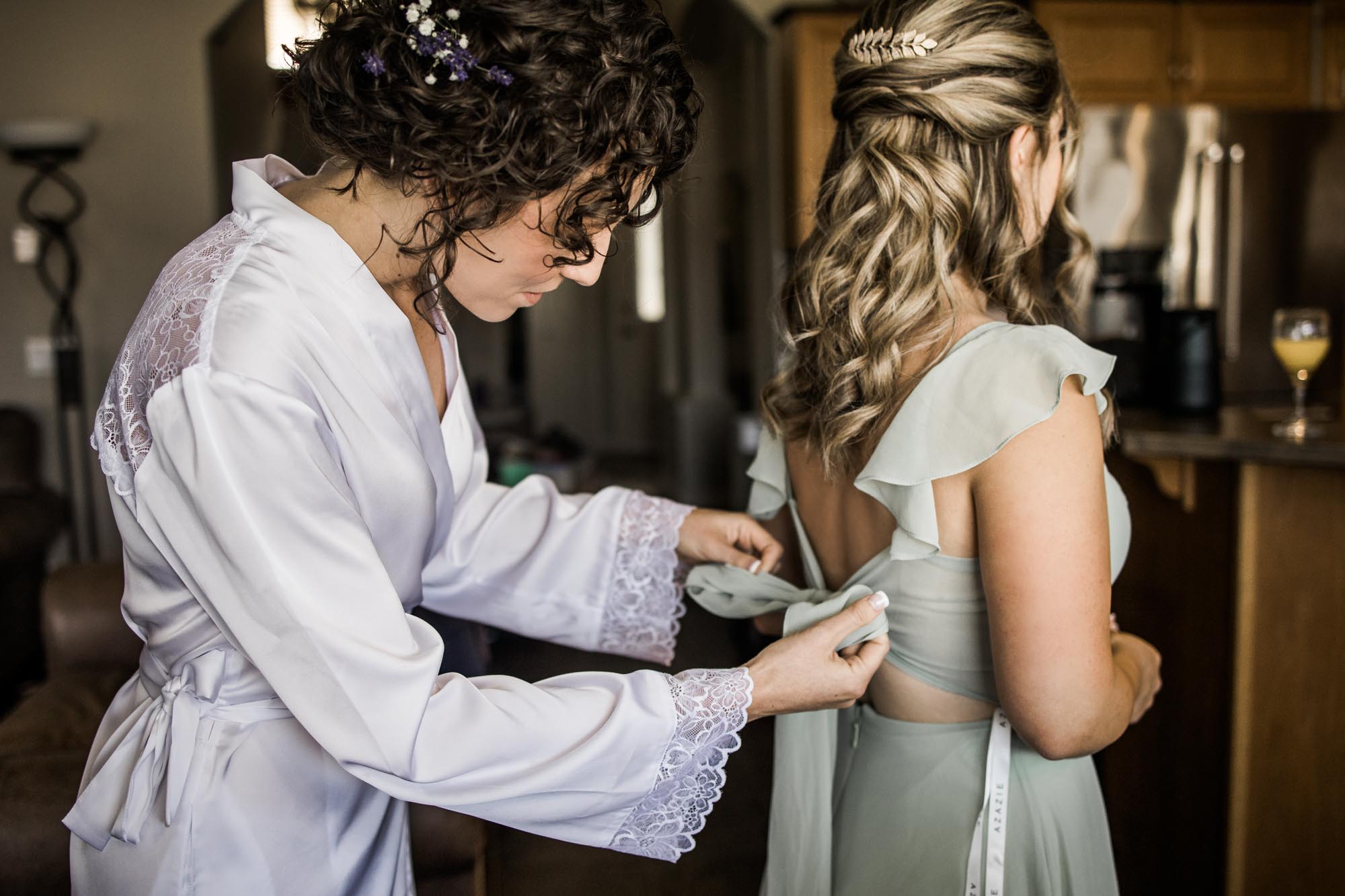 Calgary and Kananaskis Country wedding photographer, bride getting ready in her house in Calgary on her wedding day