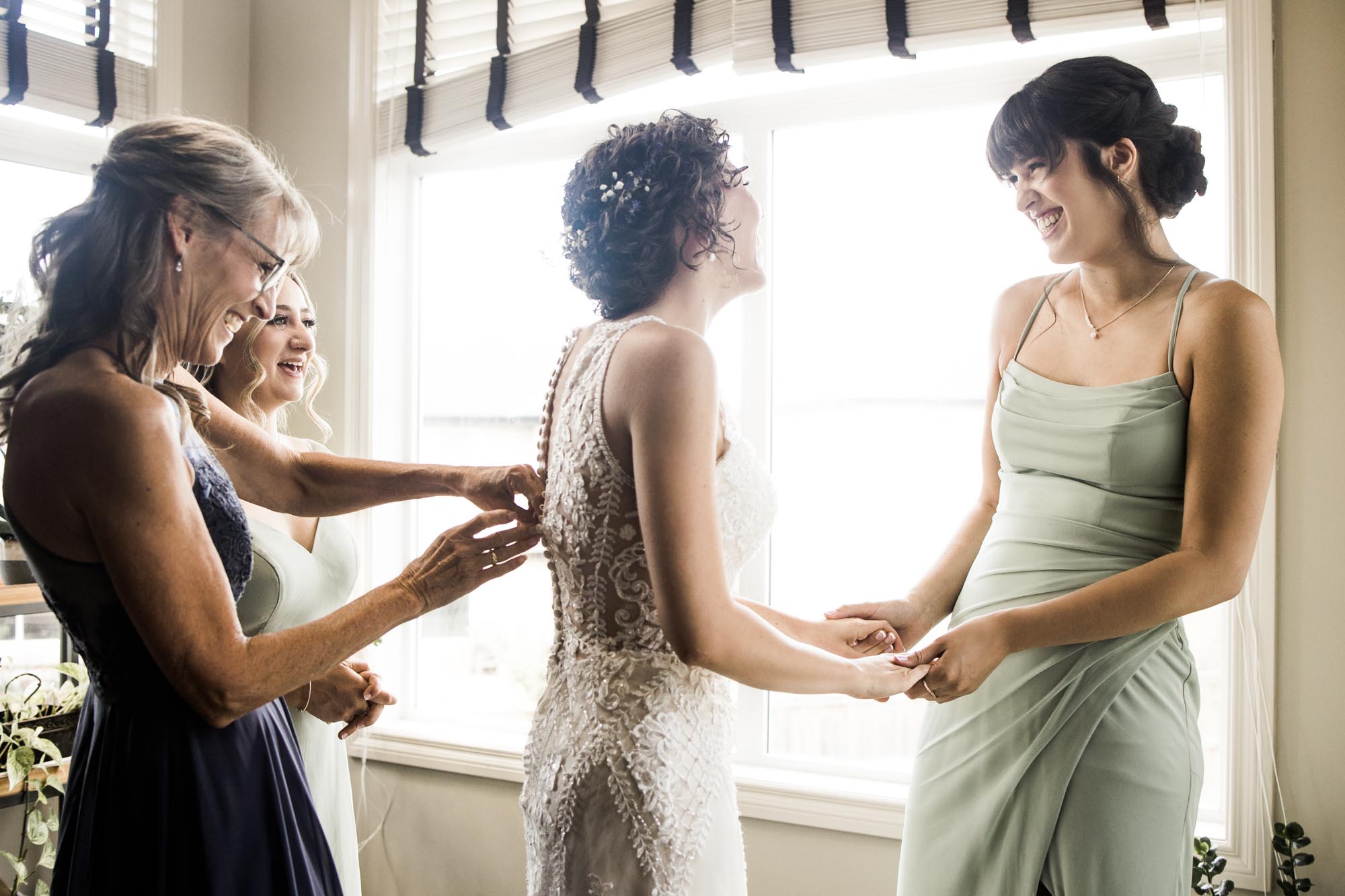 Calgary and Kananaskis Country wedding photographer, bride getting ready in her house in Calgary on her wedding day