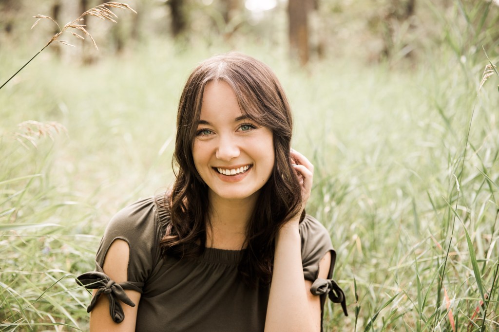 Calgary branding and headshot photographer, creative branding photo with a copywriter at Seasons of Bowness cafe at Bowness Park