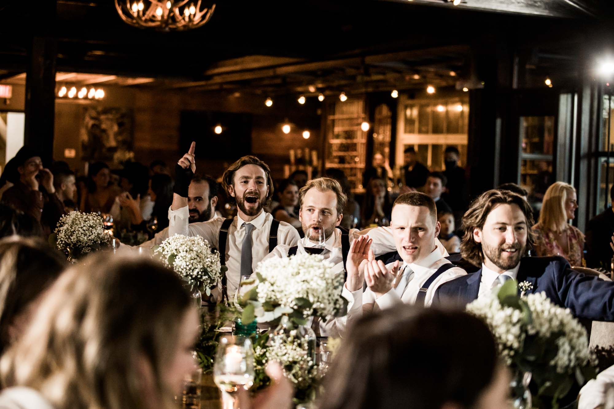 Calgary wedding photographer, summer restaurant wedding by the beach at the Lake House on Lake Bonavista