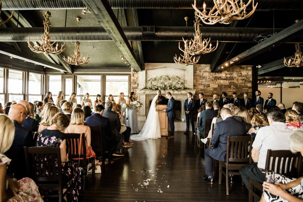 Calgary wedding photographer, summer restaurant wedding by the beach at the Lake House on Lake Bonavista