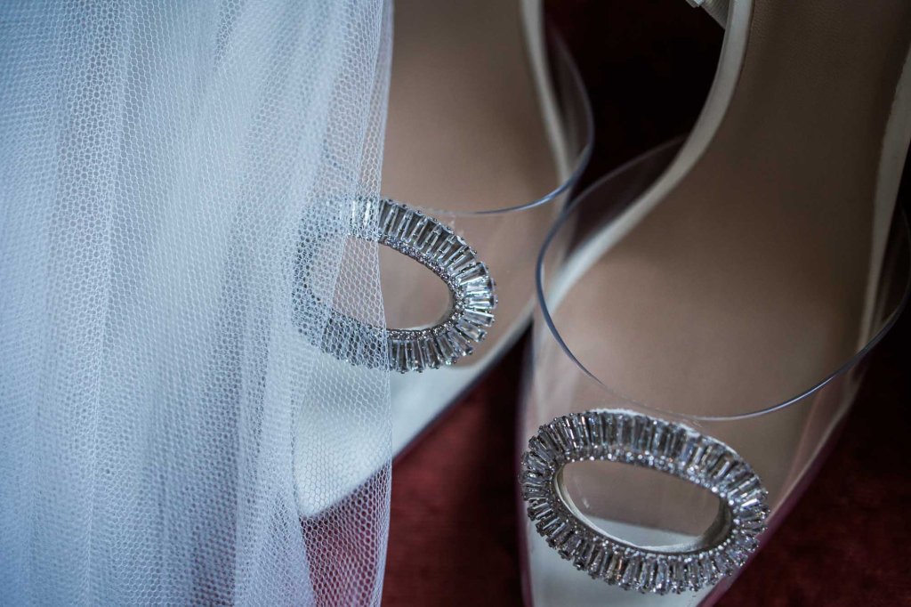 Calgary Wedding Photographer, photos of a wedding at Rouge Restaurant in Inglewood