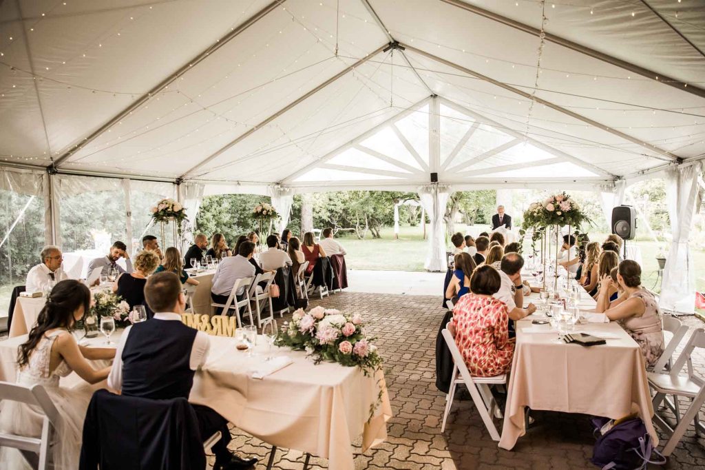 Calgary Wedding Photographer, photos of a wedding at Rouge Restaurant in Inglewood