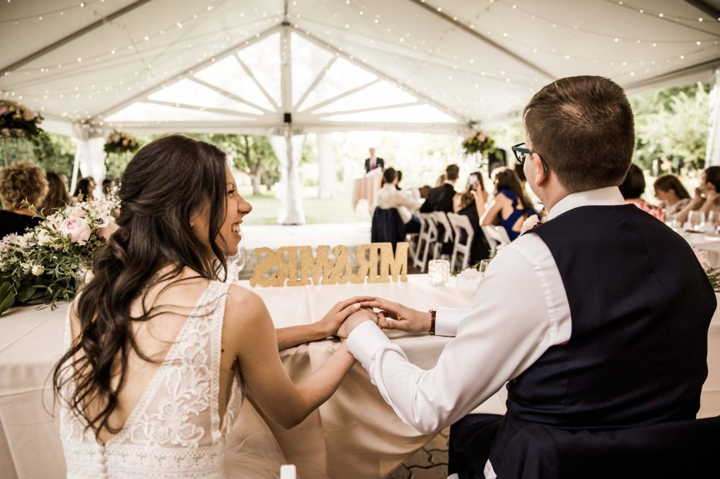 Calgary Wedding Photographer, photos of a wedding at Rouge Restaurant in Inglewood