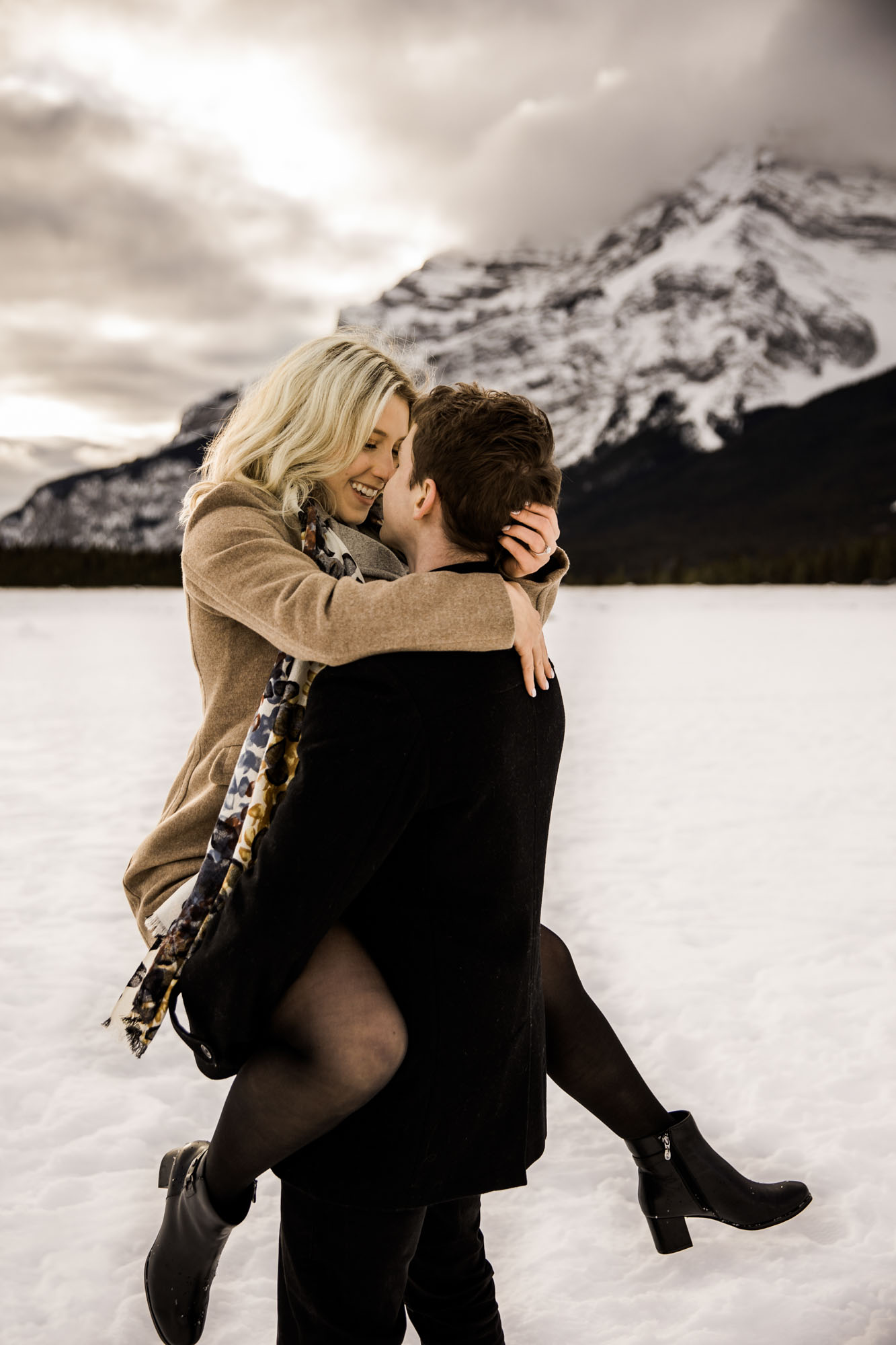 Posing prompts for couples, engagement, wedding photography, couple being posed by photographer during engagement or wedding photos