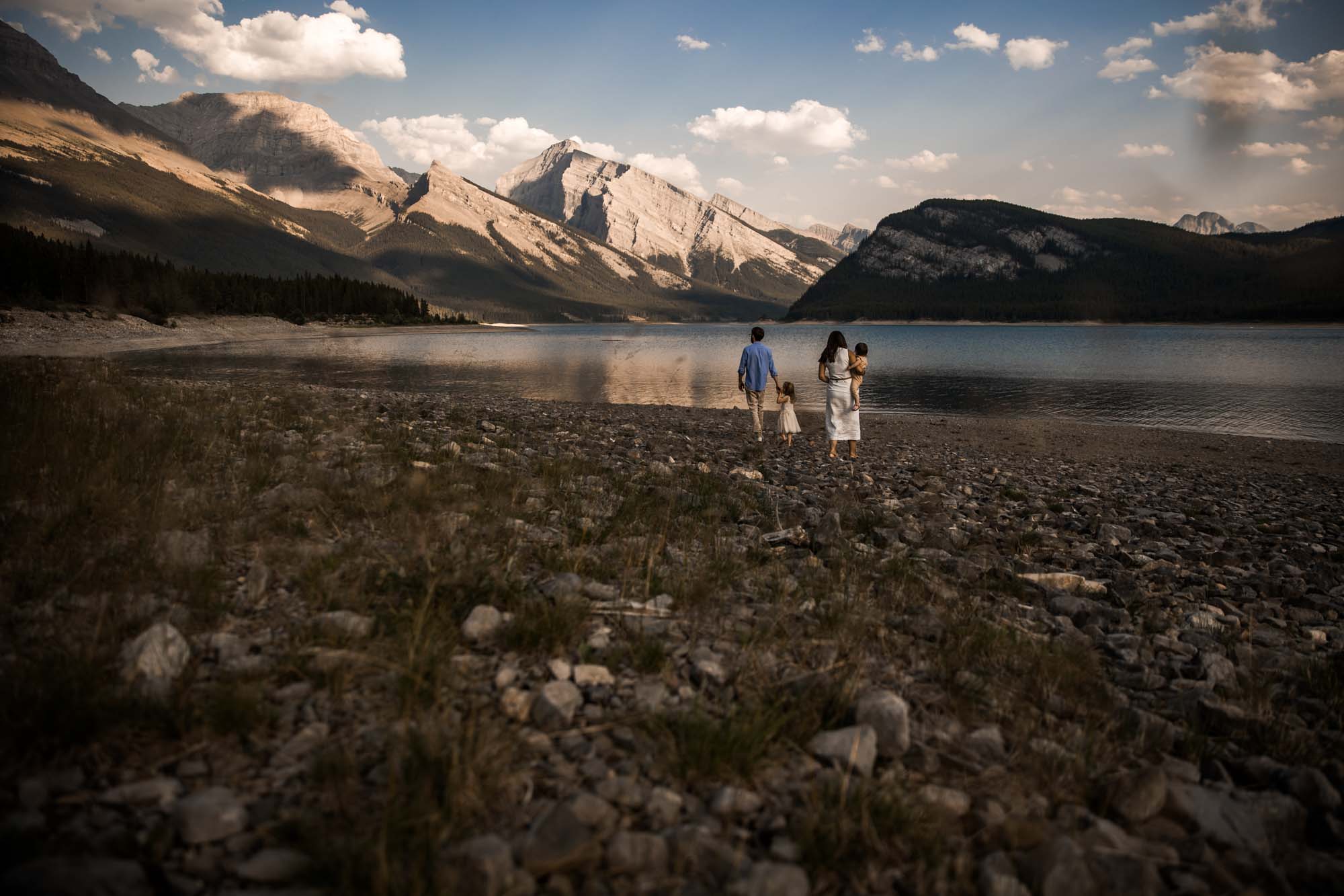 Calgary, Banff, Kananaskis Country lifestyle family photographer, family posing in the mountains in Kananaskis Country