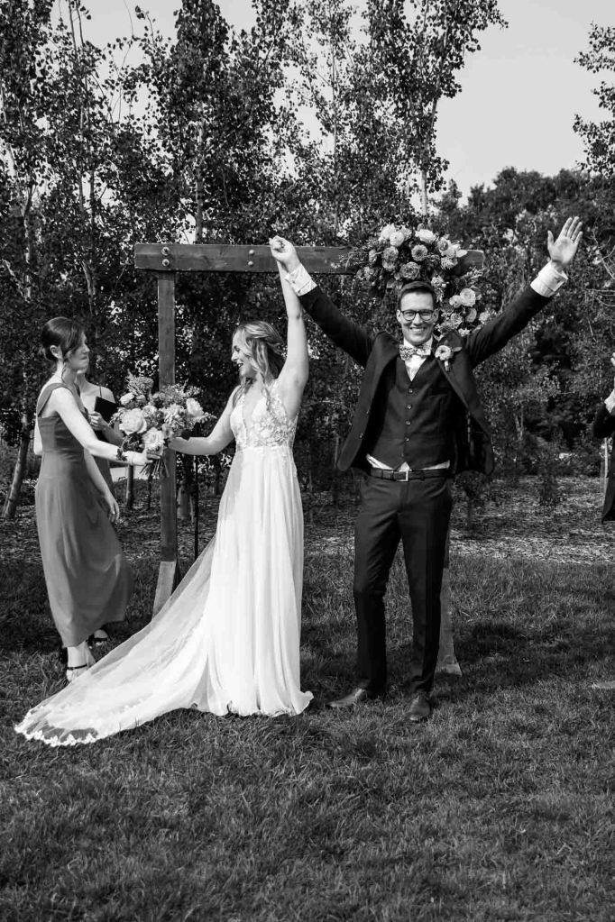 Calgary wedding photographer, restaurant wedding venue at the Deane House in Inglewood, summer garden wedding