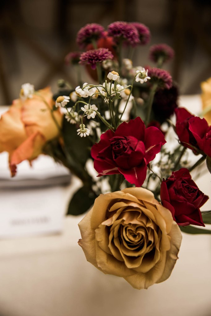 Calgary wedding photographer, restaurant wedding venue at the Deane House in Inglewood, summer garden wedding