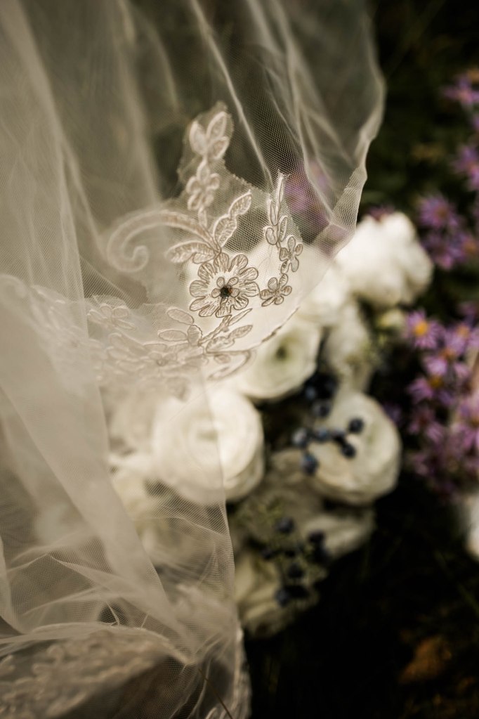 Calgary, Banff, Kananaskis wedding photographer, wedding guide for intimate restaurant weddings, micro weddings and mountain elopements