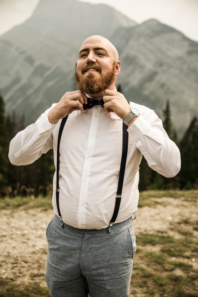 Calgary, Banff, Kananaskis wedding photographer, wedding guide for intimate restaurant weddings, micro weddings and mountain elopements