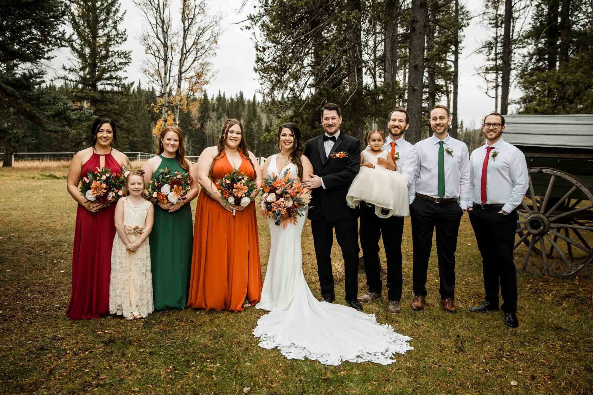 Folk Tree Lodge wedding, Calgary, Banff and Canmore wedding photographer, micro wedding, intimate ceremony on a beautiful rustic lodge property outside of Bragg Creek by Kananaskis Country