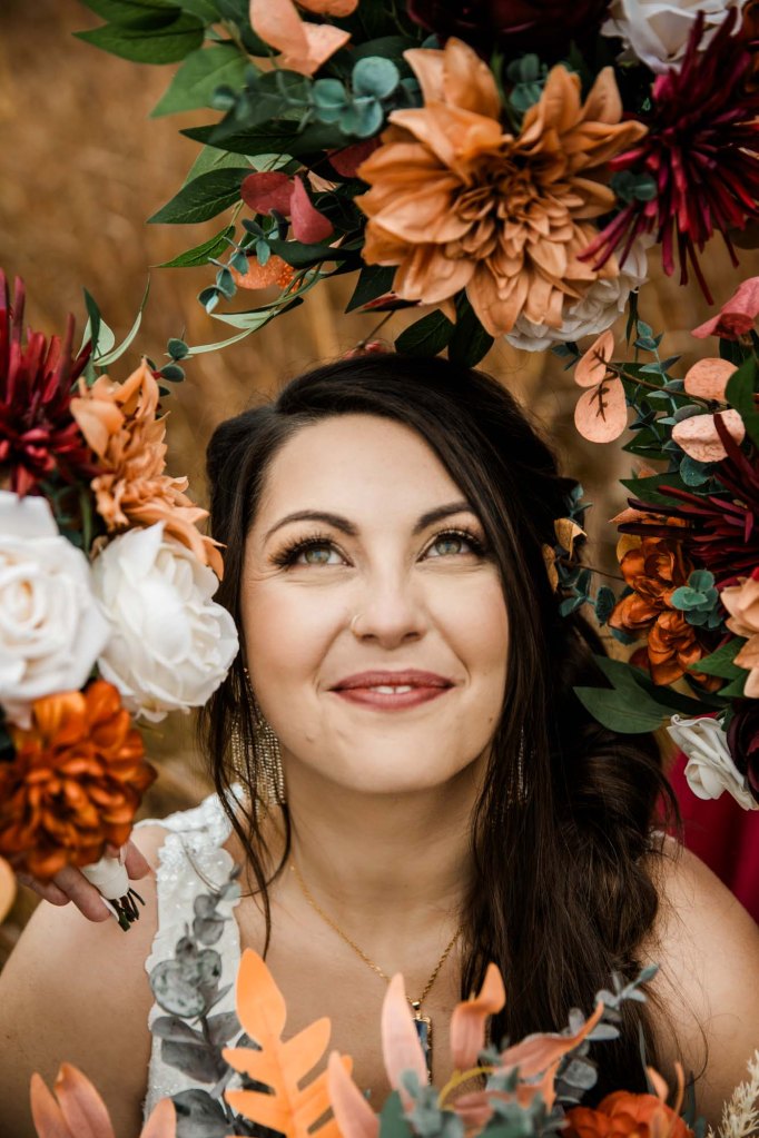 Folk Tree Lodge wedding, Calgary, Banff and Canmore wedding photographer, micro wedding, intimate ceremony on a beautiful rustic lodge property outside of Bragg Creek by Kananaskis Country