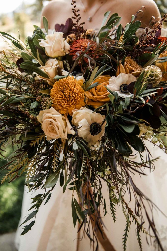 Calgary and Canmore wedding photographer, photography during a wedding at the Bear and Bison Inn in Canmore in the mountains