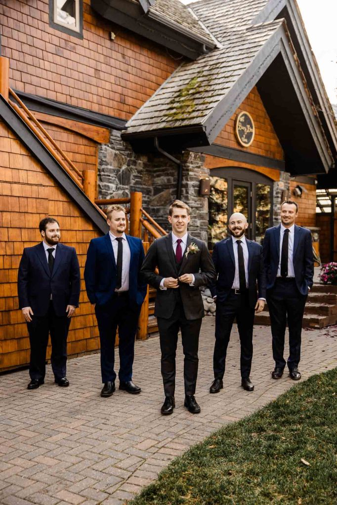 Calgary and Canmore wedding photographer, photography during a wedding at the Bear and Bison Inn in Canmore in the mountains