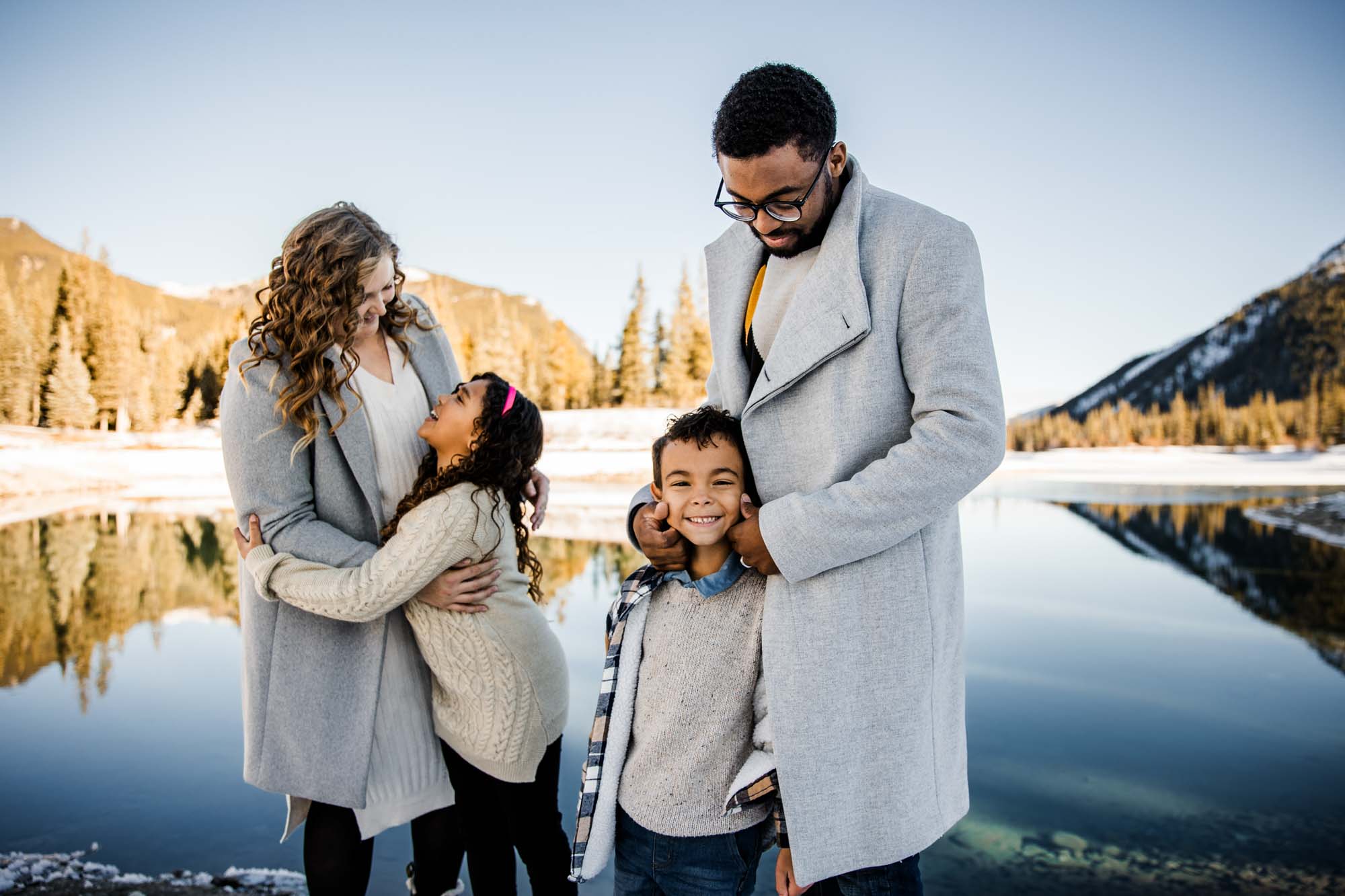 Calgary, Kananaskis Country, Banff lifestyle family photographer, family in the mountains in Kananaskis Country during a winter mini photo session