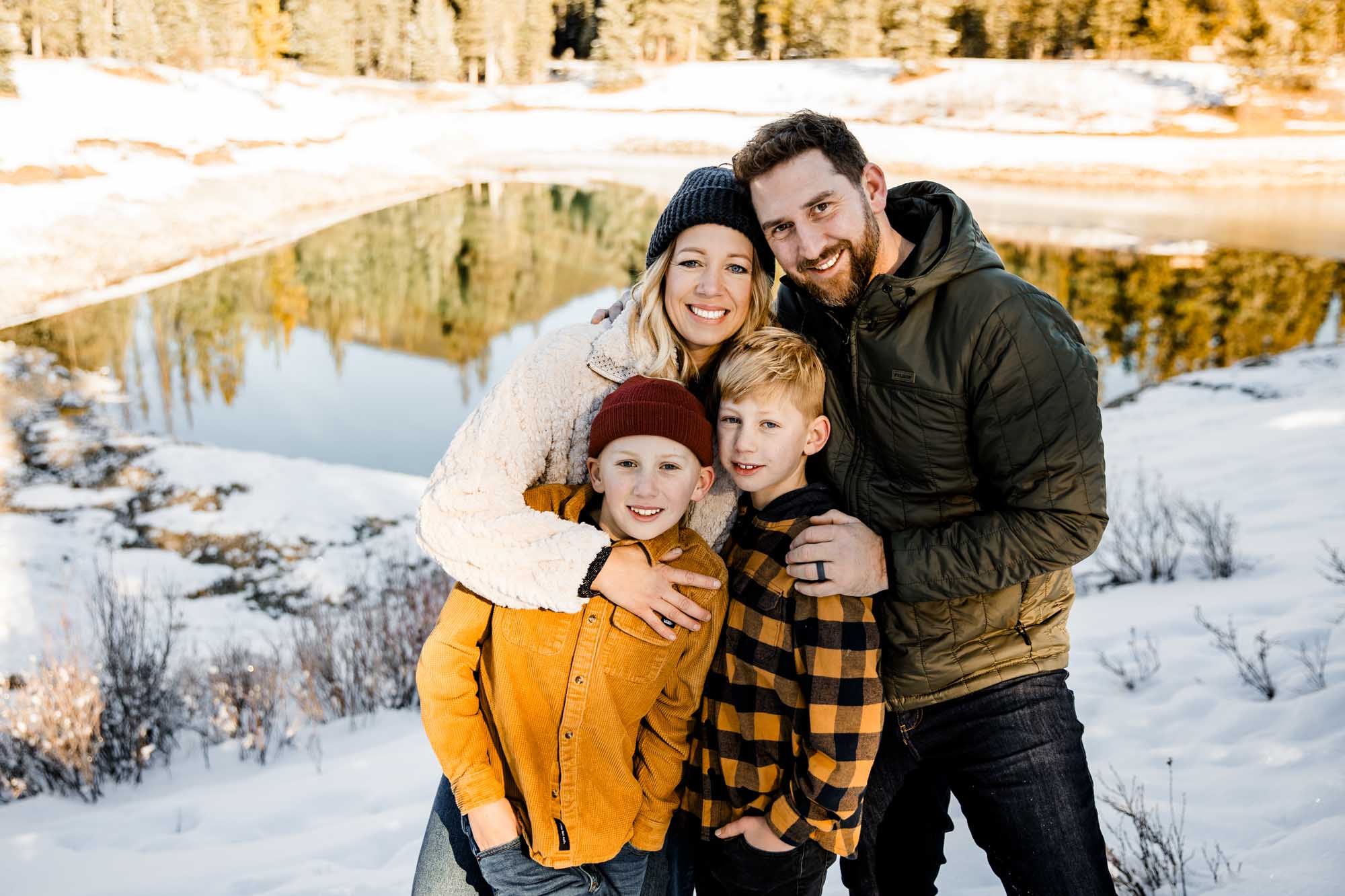 Calgary, Kananaskis Country, Banff lifestyle family photographer, family in the mountains in Kananaskis Country during a winter mini photo session