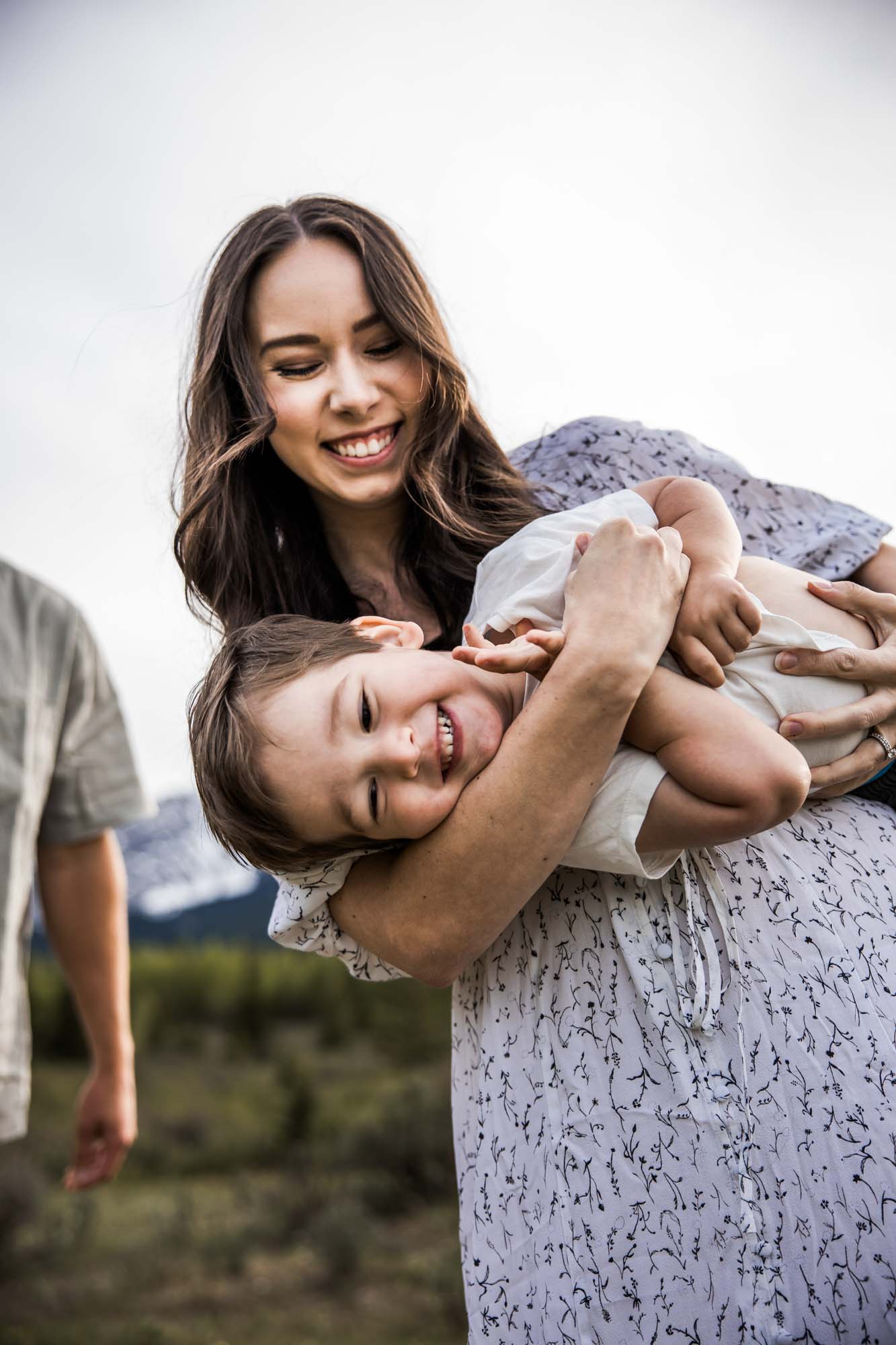 Calgary, Kananaskis Country, Canmore, Banff family photographer, family during their photoshoot in the mountains in Kananaskis Country