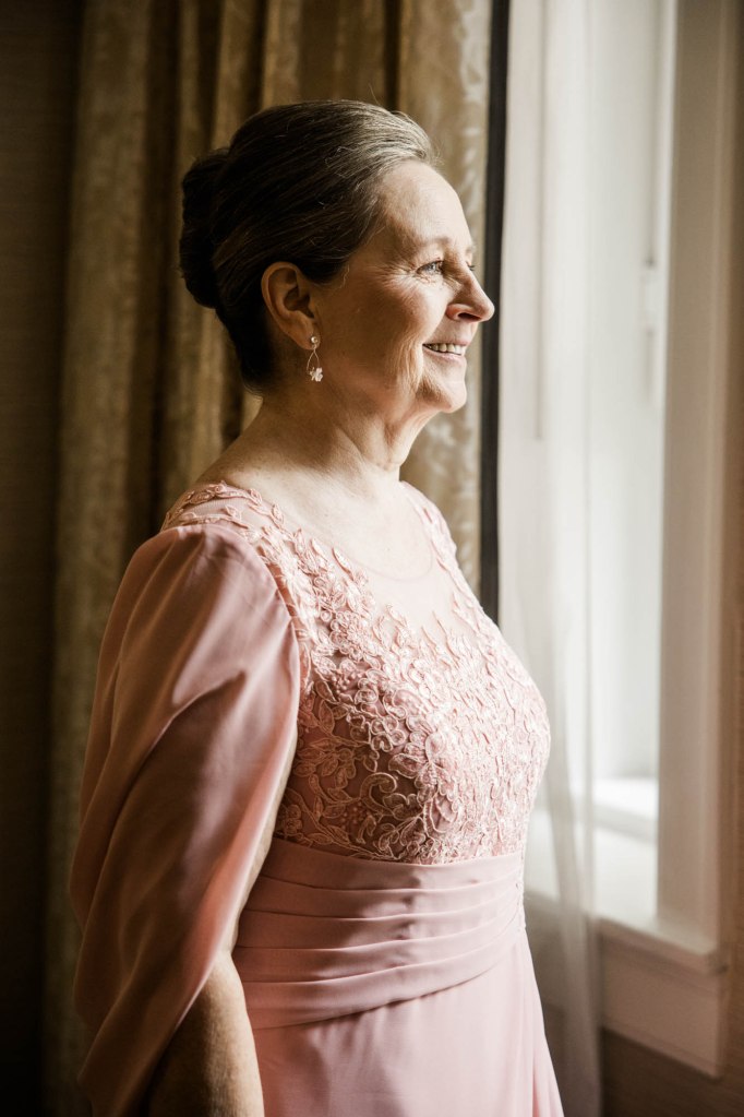 Calgary wedding photographer, intimate restaurant wedding, micro wedding, Lake House on Lake Bonavista, Palliser Hotel downtown