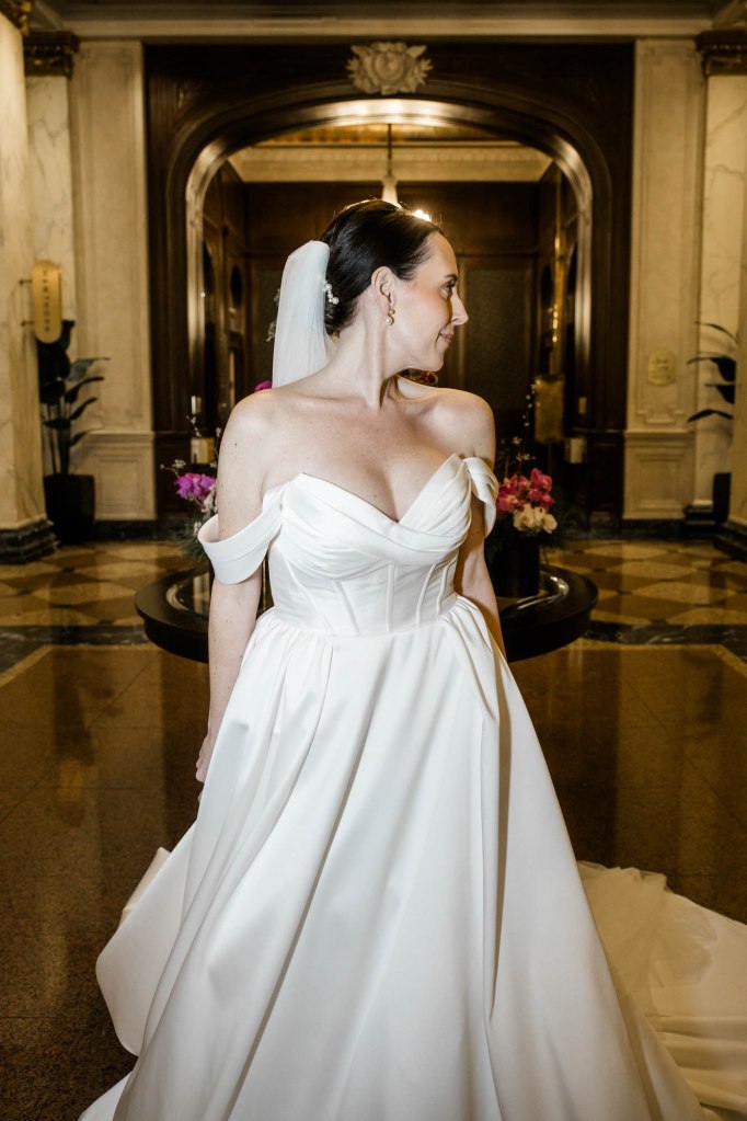 Calgary wedding photographer, intimate restaurant wedding, micro wedding, Lake House on Lake Bonavista, Palliser Hotel downtown