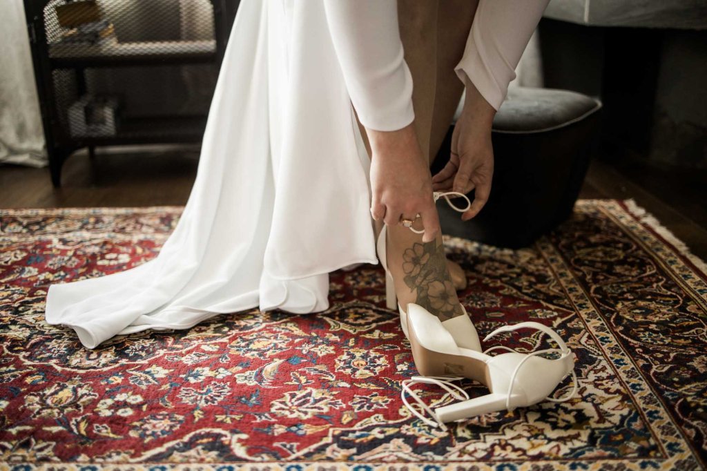 Calgary wedding photographer, intimate restaurant wedding, micro wedding, The Wednesday Room, Stephen Avenue downtown, vintage editorial wedding photography