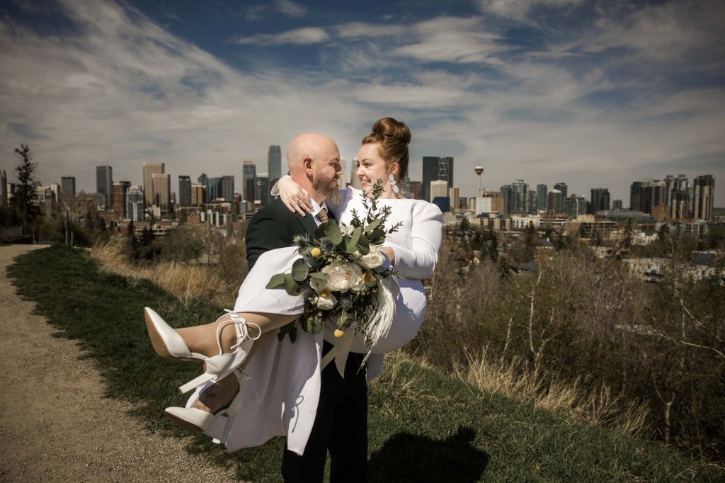 Calgary wedding photographer, intimate restaurant wedding, micro wedding, The Wednesday Room, Stephen Avenue downtown, vintage editorial wedding photography