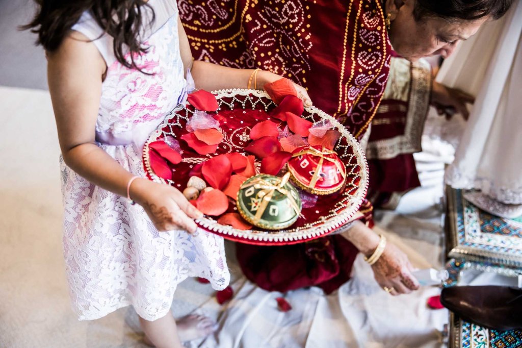 Calgary wedding photographer, intimate restaurant wedding, micro wedding, The Opera Room at Teatro, Stephen Avenue downtown, editorial wedding photography