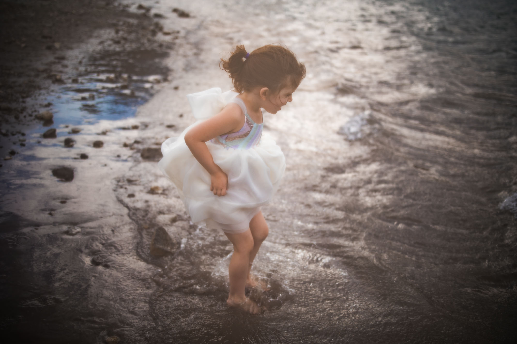 Calgary, Banff, Canmore, Kananaskis Country lifestyle family photographer, family in front of the mountains in the Canadian Rockies during their mini session photoshoot