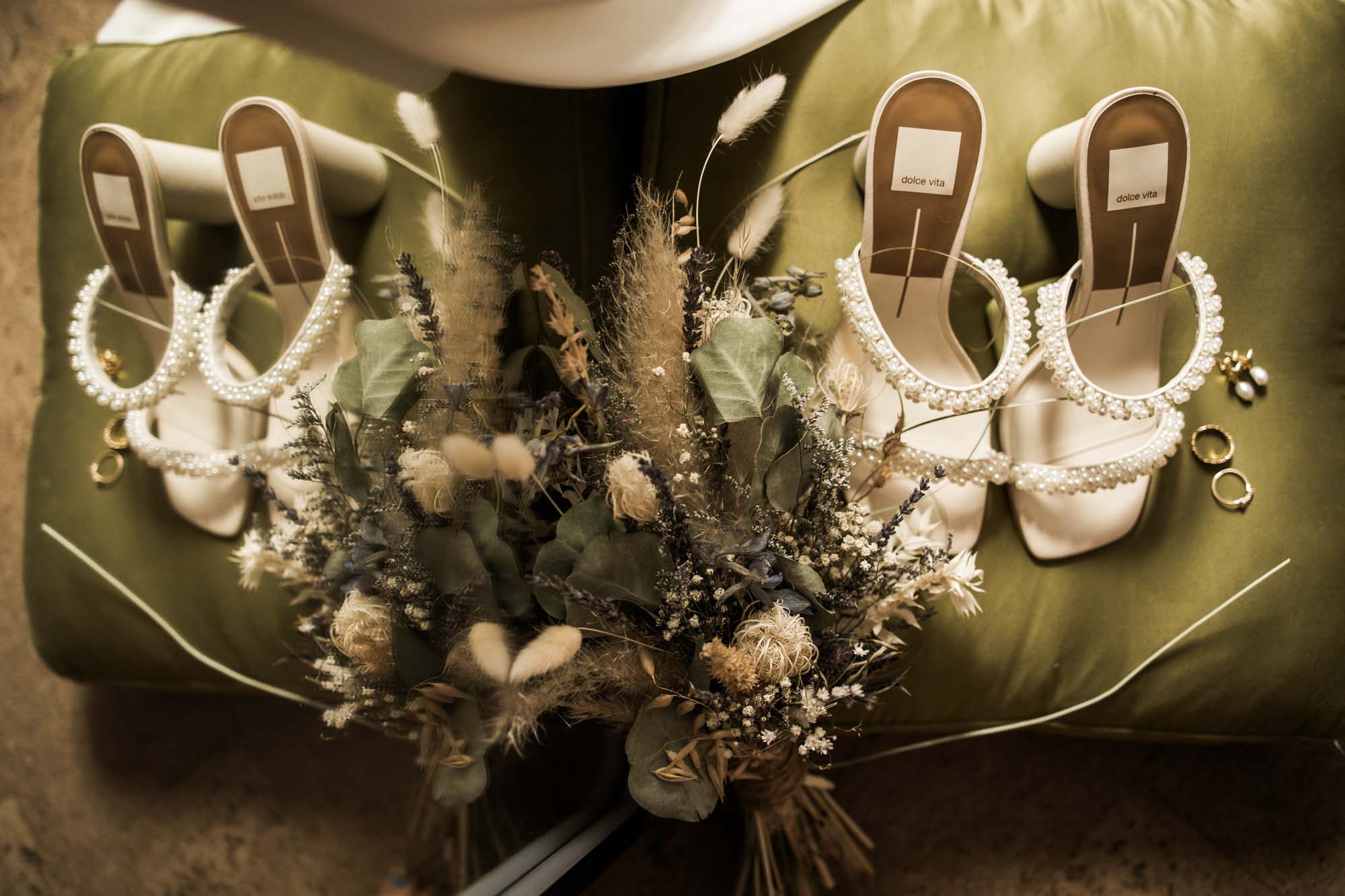 Calgary, Banff, Canmore, Kananaskis Country, Alberta, wedding photographer, Valerie Richer Photography, intimate restaurant weddings, micro weddings, elopements