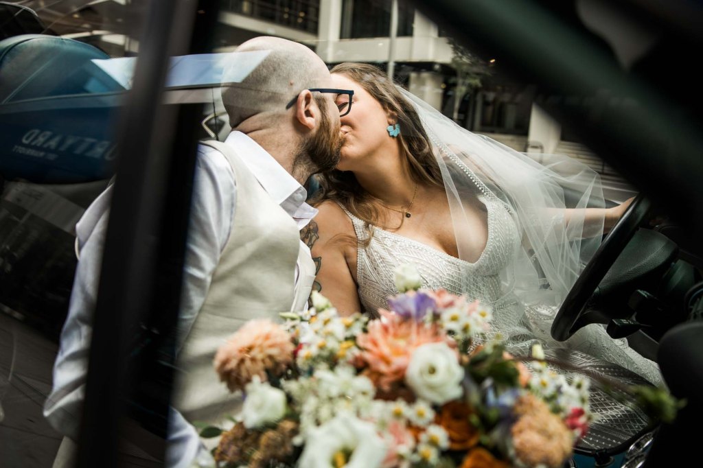 Calgary wedding photographer, wedding at the Nash in Inglewwod, Off cut bar, candid, warm and vibrant micro wedding in a restaurant by Valerie Richer Photography