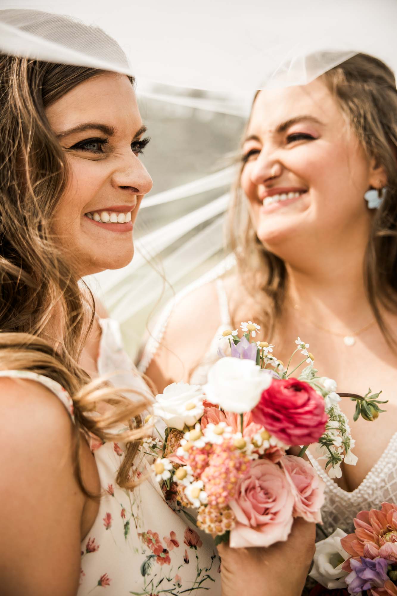 Calgary wedding photographer, wedding at the Nash in Inglewwod, Off cut bar, candid, warm and vibrant micro wedding in a restaurant by Valerie Richer Photography