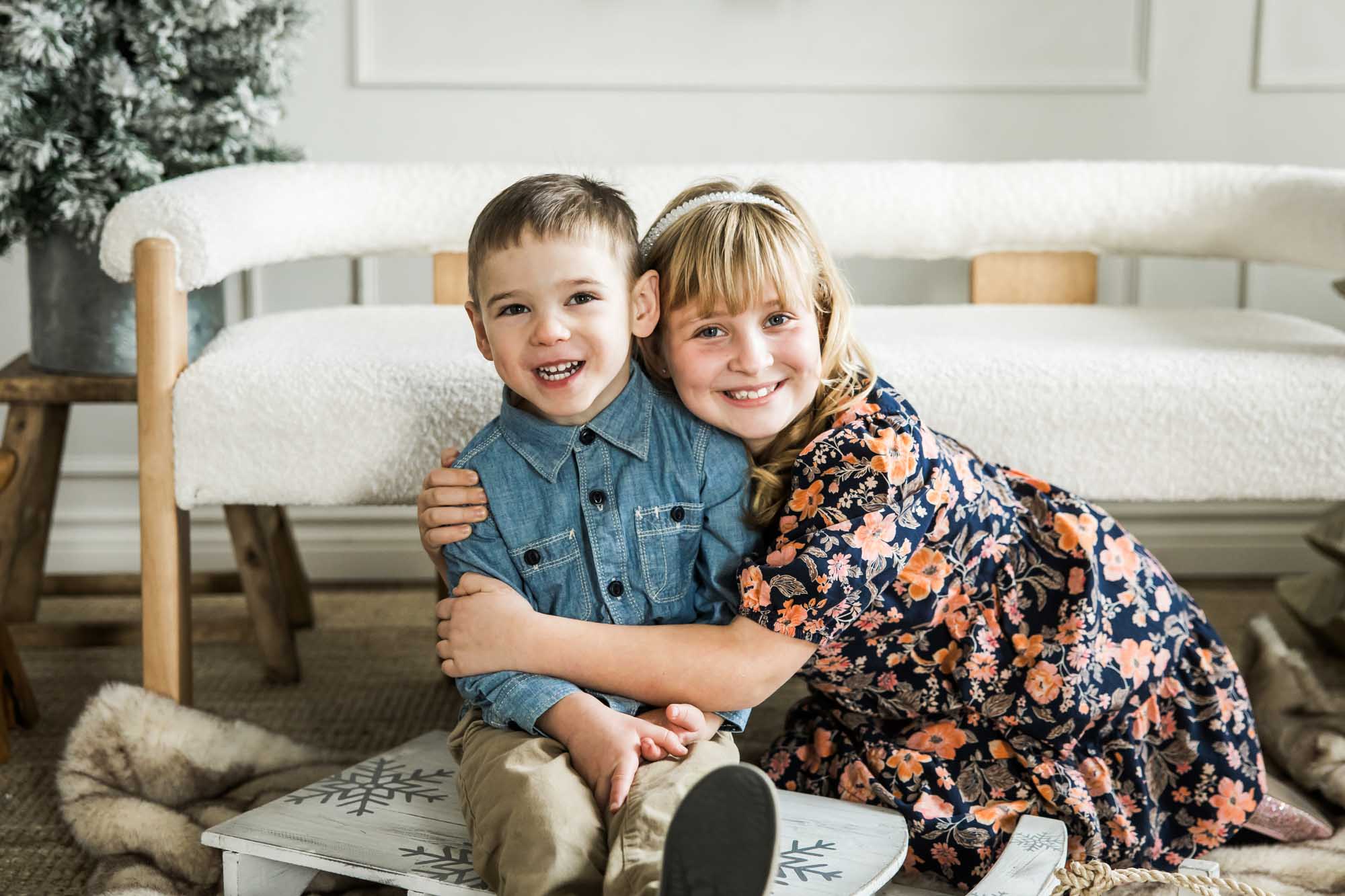 Calgary fmaily photographer, Christmas mini sessions photoshoots in a studio