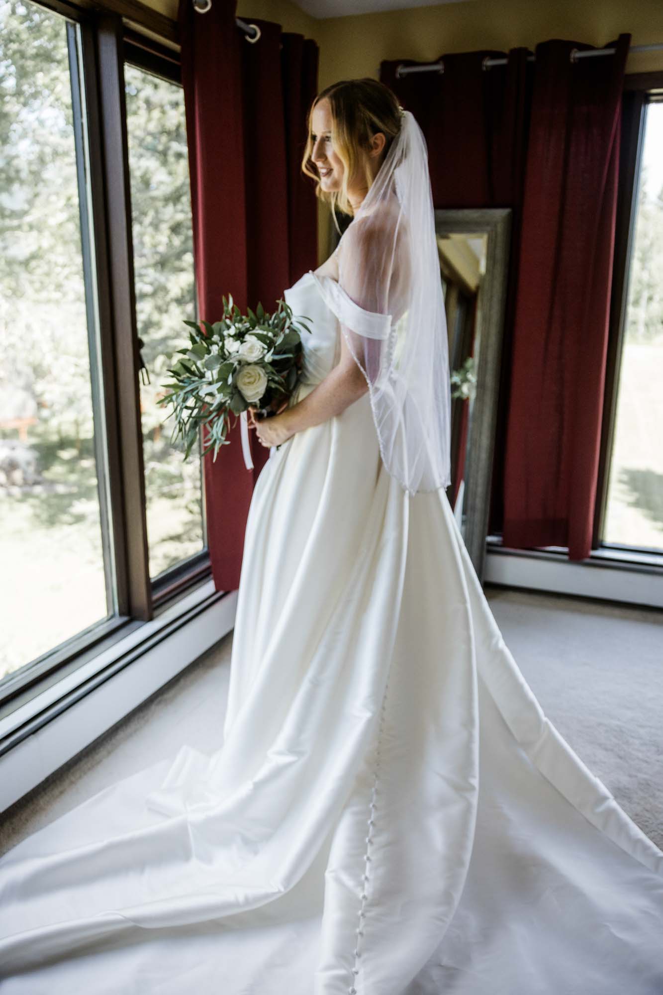 Calgary, Banff, Canmore wedding photographer, intimate, documentary style wedding photography, micro, backyard